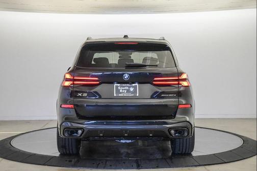 Black Sapphire Metallic 2026 BMW X5 PHEV xDrive50e