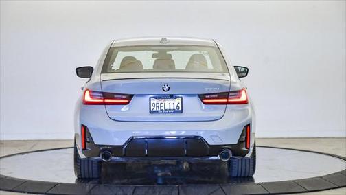 2025 BMW 330 i
