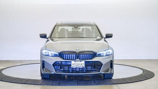 2025 BMW 330 330i