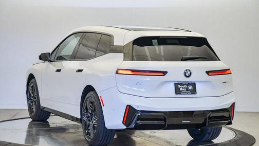 2026 BMW iX xDrive45