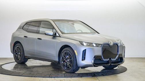 2026 BMW iX xDrive60