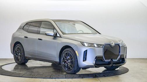 2026 BMW iX xDrive60