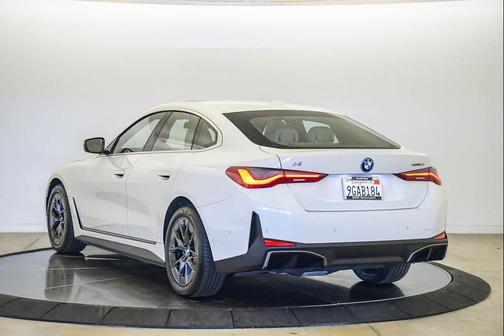 Alpine White 2023 BMW i4 Gran Coupe eDrive35