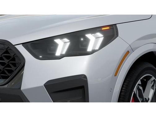 2025 BMW X2 xDrive28i