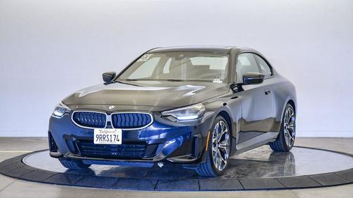 2025 BMW 230 230i