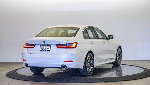 2025 BMW 330 330i