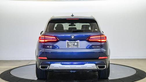 Phytonic Blue Metallic 2022 BMW X5 sDrive40i