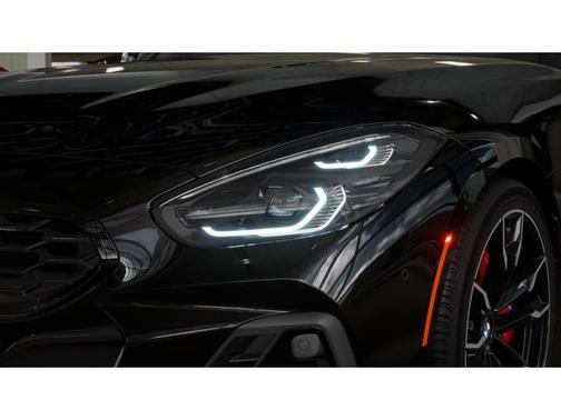 Black Sapphire Metallic 2026 BMW Z4 M40i