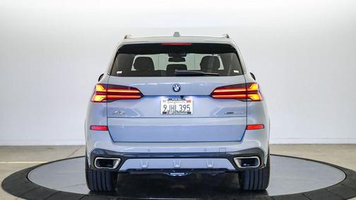 Brooklyn Grey Metallic 2024 BMW X5 PHEV xDrive50e