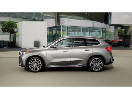 Space Silver Metallic 2026 BMW X1 xDrive28i