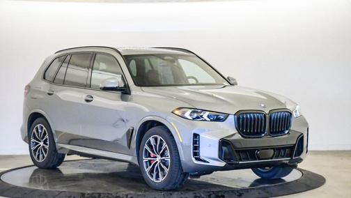 Skyscraper Grey Metallic 2026 BMW X5 PHEV xDrive50e