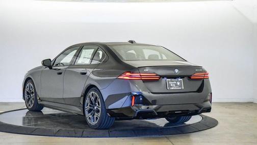 2026 BMW i5 xDrive40