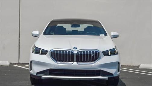 2025 BMW i5 xDrive40