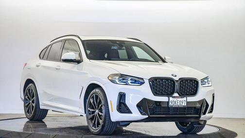 2023 BMW X4 xDrive30i