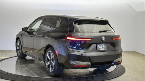 2026 BMW iX xDrive45
