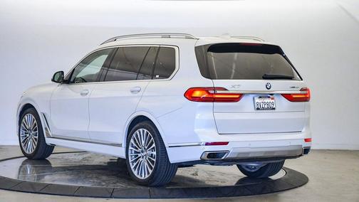 2021 BMW X7 xDrive40i