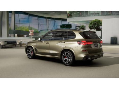 Manhattan Green Metallic 2026 BMW X5 PHEV xDrive50e