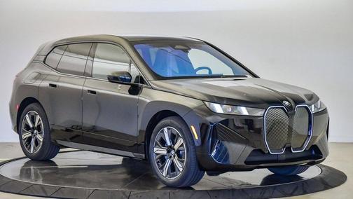 2026 BMW iX xDrive45