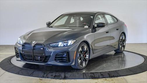 2025 BMW M440 i xDrive