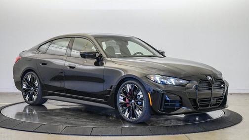Black Sapphire Metallic 2027 BMW M440 i xDrive
