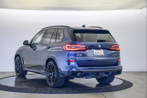 Phytonic Blue Metallic 2022 BMW X5 sDrive40i