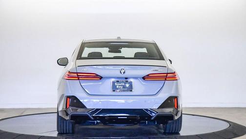 2026 BMW i5 eDrive40