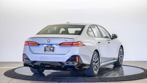 2026 BMW i5 eDrive40