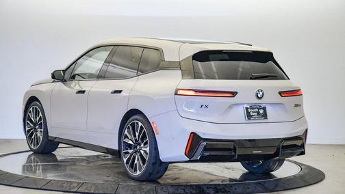 2026 BMW iX M70