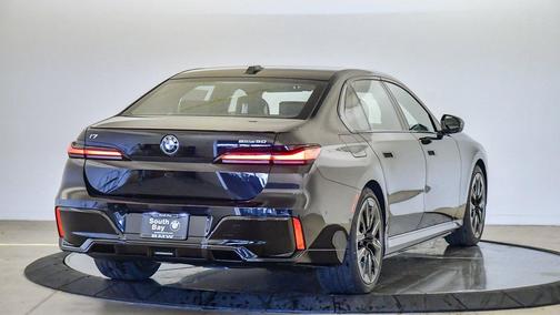 2026 BMW i7 eDrive50
