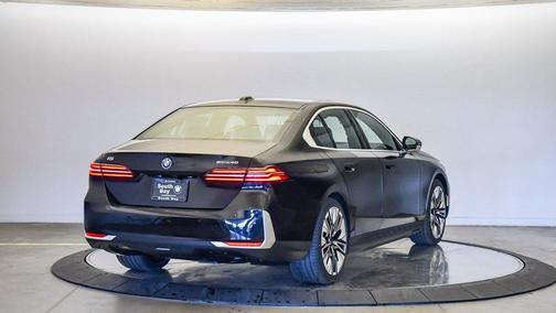 2026 BMW i5 eDrive40