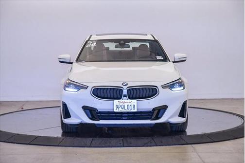 2025 BMW 230 i
