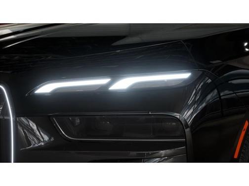 Black Sapphire Metallic 2026 BMW 740 740i