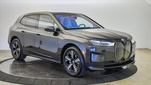 2025 BMW iX xDrive50