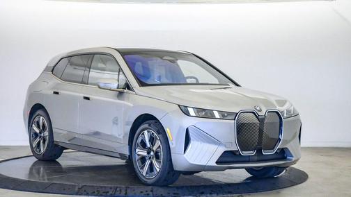 Space Silver Metallic 2026 BMW iX xDrive45