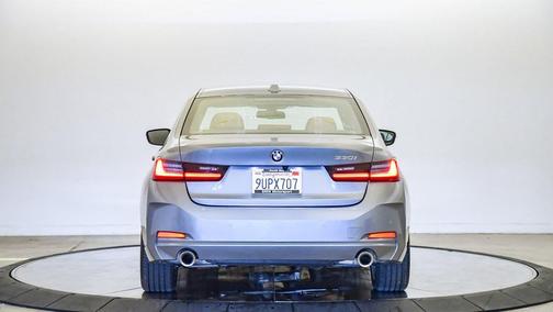 2025 BMW 330 330i