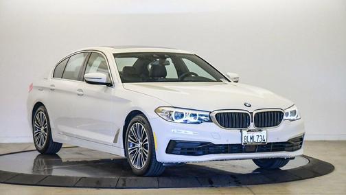 2019 BMW 540 540i