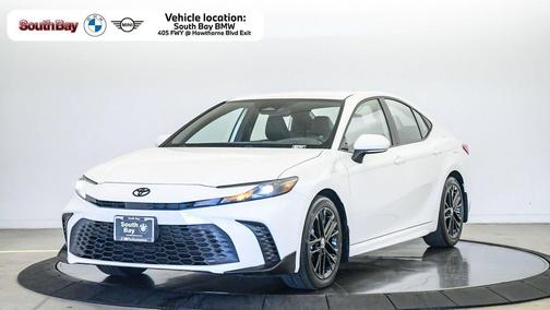Ice 2025 Toyota Camry SE