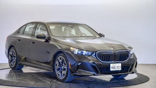 2025 BMW 530 530i