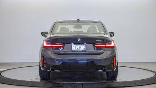 2025 BMW 330 330i