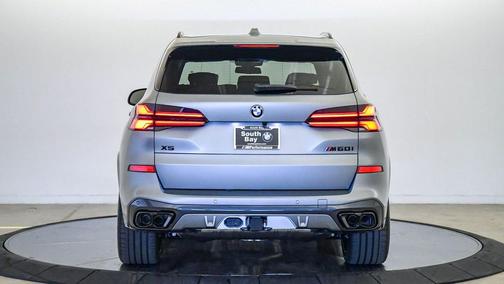 Frozen Pure Gre 2026 BMW X5 M60i