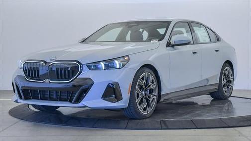 2025 BMW i5 eDrive40