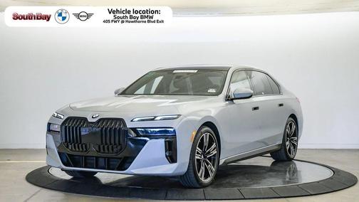 Brooklyn Grey Metallic 2023 BMW 740 i