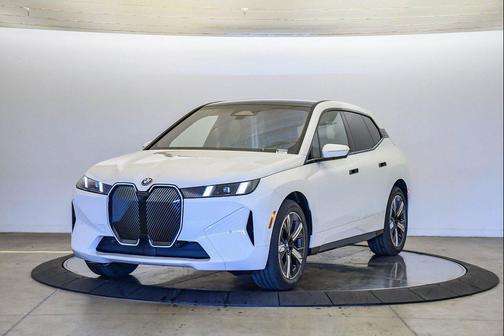 2026 BMW iX xDrive45