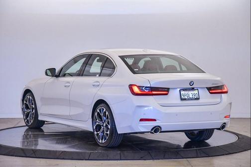 2025 BMW 330 i