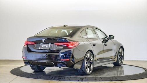 2026 BMW M440 i xDrive