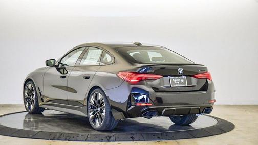 2026 BMW M440 i xDrive