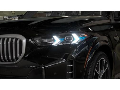 Black Sapphire Metallic 2026 BMW X5 PHEV xDrive50e