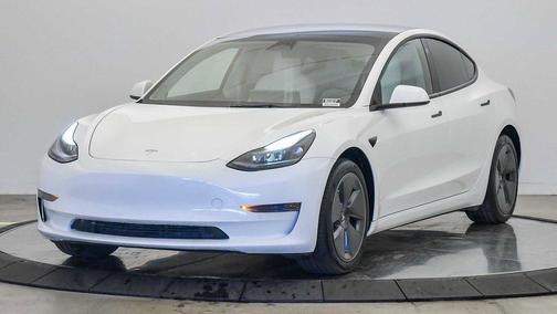 2022 Tesla Model 3 Standard Range