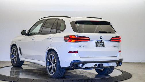 2026 BMW X5 PHEV xDrive50e