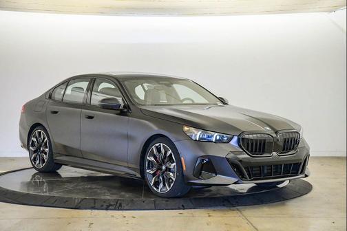 Gray 2026 BMW 550e xDrive